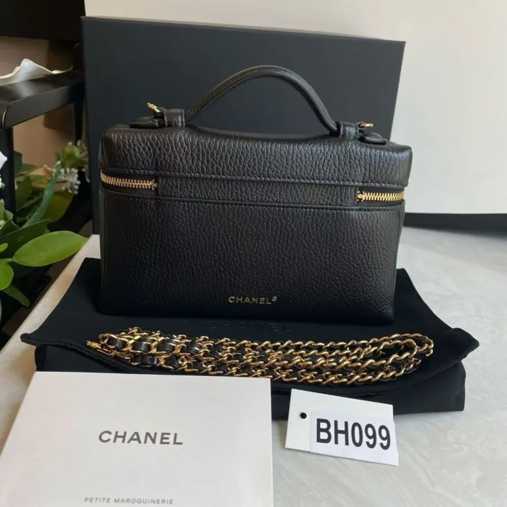 Chanel Women Pre-Loved Bag Very Good Condition